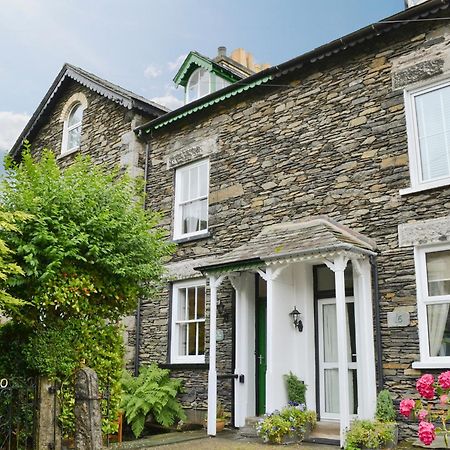18 In The Corner Villa Windermere Bagian luar foto